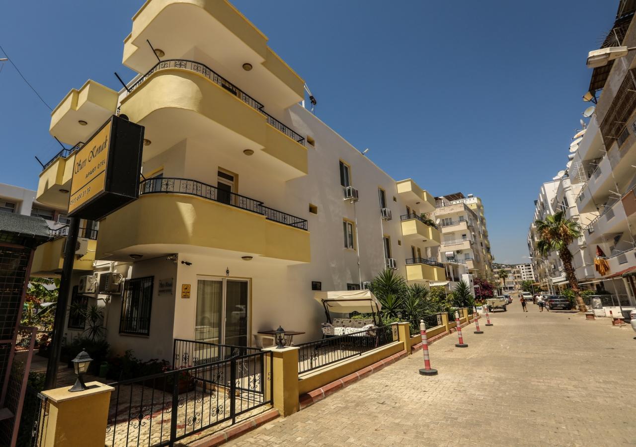 Sari Konak Apart Otel Erdemli Exteriör bild