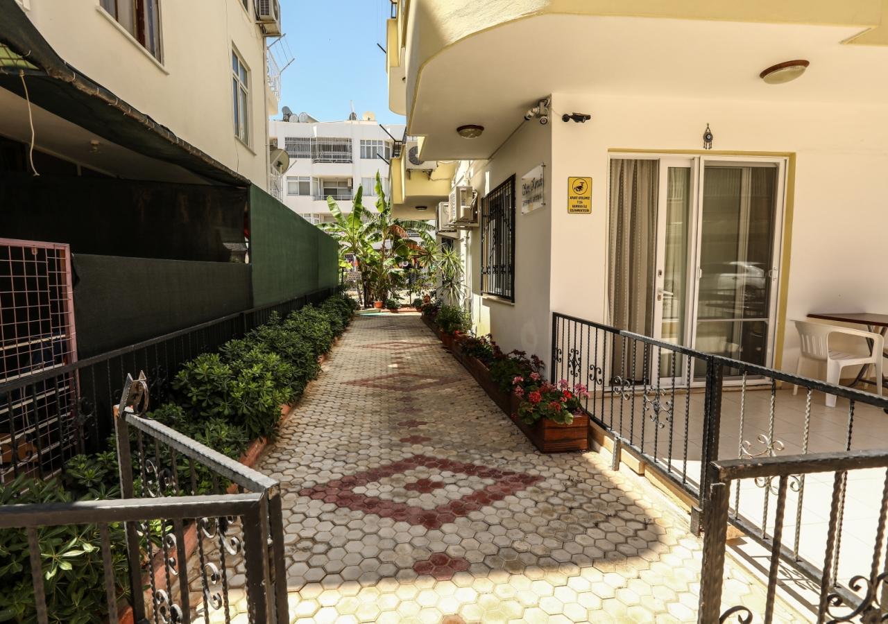 Sari Konak Apart Otel Erdemli Exteriör bild